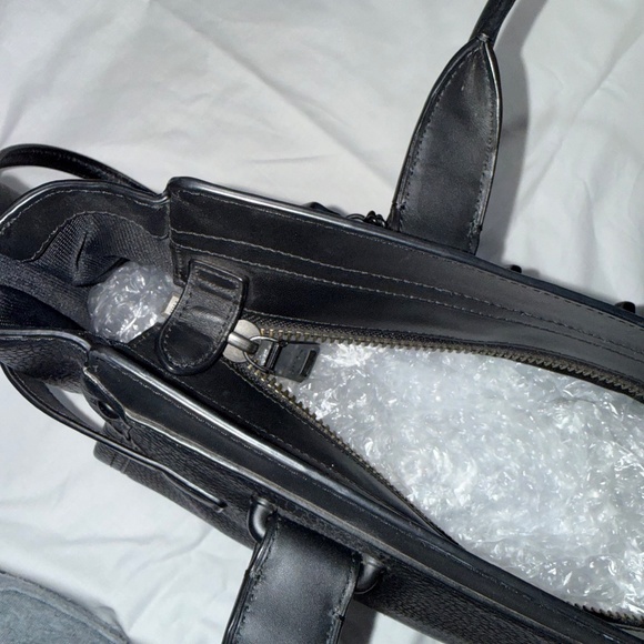 Coach Swagger Satchel – RARE Smooth Black Leather Metal Hardware Luxury Handbag - Picture 10 of 16